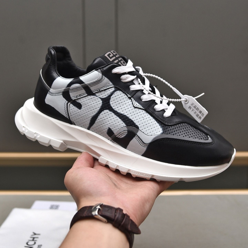 Givenchy Sneakers